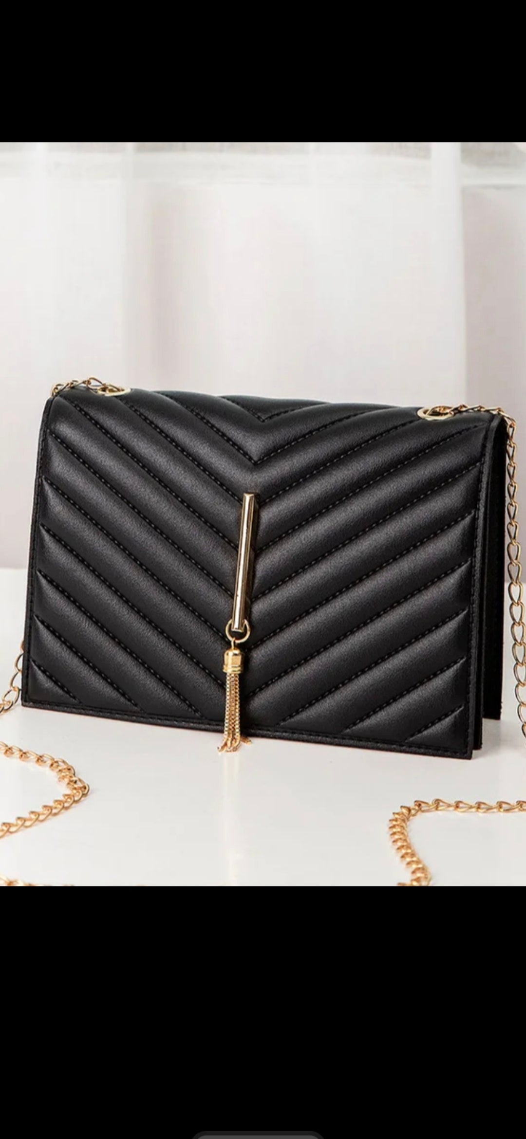 Women's Quilted crossbodybag with Gold chain