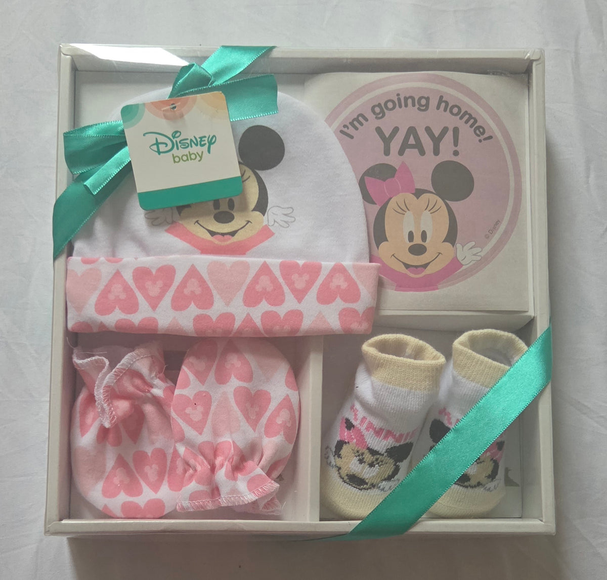 Disney Minnie Mouse Baby Girl 5-Piece Gift Set