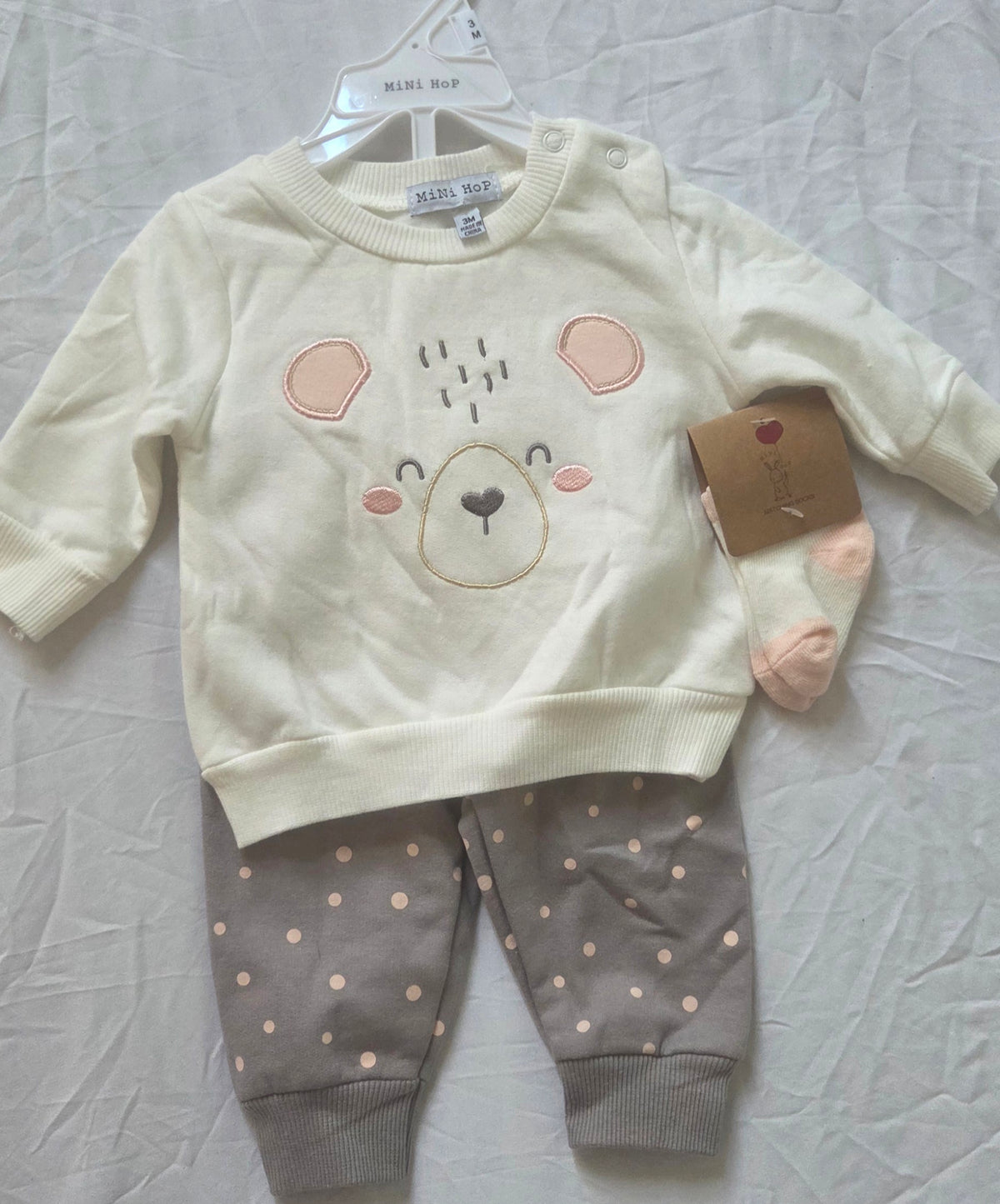 Baby 3-Piece Bear Sweatshirt, Pants & Socks Set – 3 Months – New